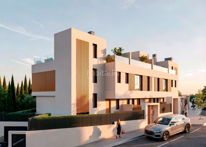 Foto 4f9d9f09-7d60-4311-8c36-1493edf8d2cc. Towny house 331m<sup>2</sup> in calle jose trigueros 11 in Los Almendros - El Limonero - El Tomillar Málaga