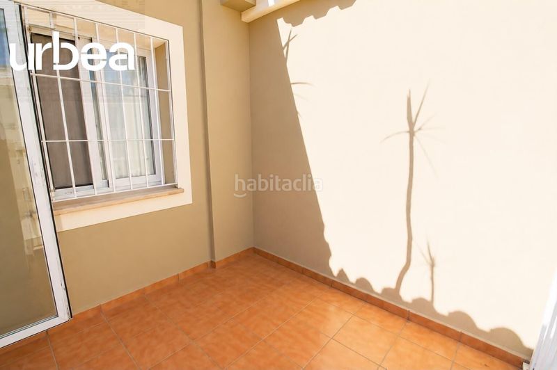 Foto 009b3a31-f09d-4c9f-8687-3caf256bf64a. Casa aparellada amb aparcament piscina a Campanillas Málaga