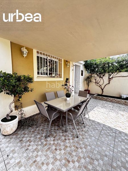 Foto 451d3d74-3d04-44c2-9bdb-7e7850e4294b. Casa aparellada amb aparcament piscina a Campanillas Málaga