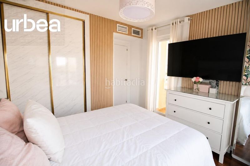 Foto 4a05e5a7-3bd4-481d-a8ae-f2bb2a9fe629. Casa aparellada amb aparcament piscina a Campanillas Málaga