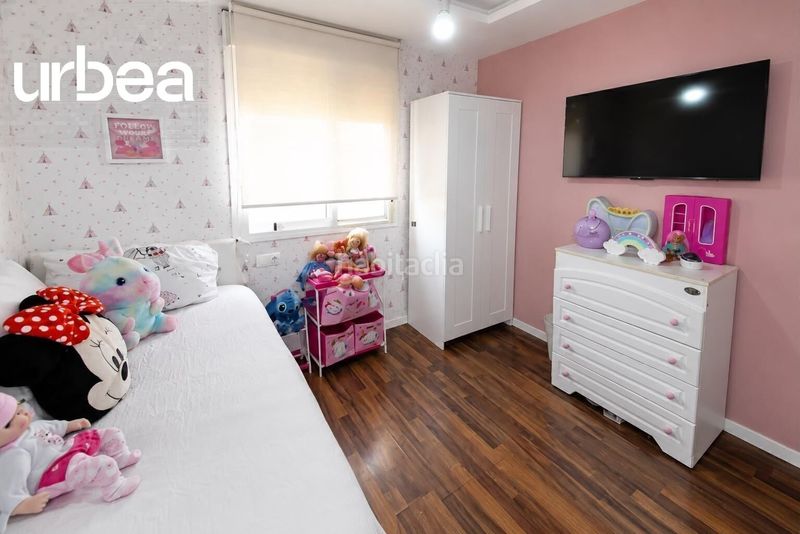 Foto e7d774ab-e883-4ab0-9090-a3857e4ee488. Casa aparellada amb aparcament piscina a Campanillas Málaga
