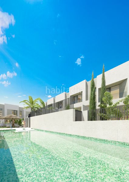 Foto 566396ff-970d-48fa-b901-736e325d8940. Casa adossada 245m<sup>2</sup> a calle lope de rueda 156 a Fuente Alegre - El Chaparral - Los Morales Málaga