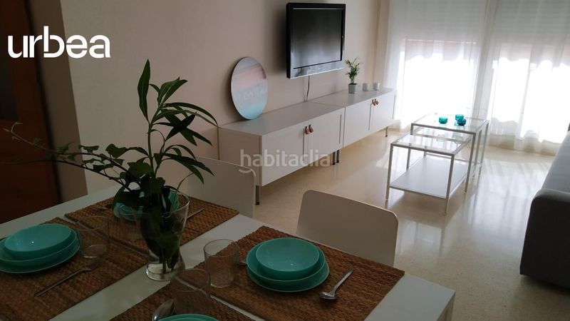 Foto e85b459d-37c4-4fe6-9c90-44645223e85c. Lloguer apartament amb aparcament piscina a Torrox pueblo Torrox
