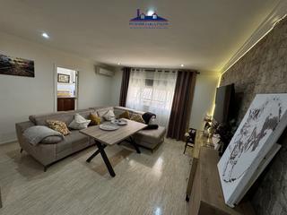 Pis a Puente Genil. Piso en venta en barrio alto, 3 dormitorios.
