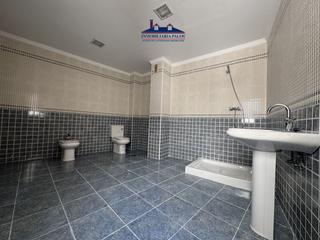 Pis a Puente Genil. Piso en venta en barrio bajo, 2 dormitorios.