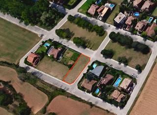 Terreny residencial  Coma. Terreno esquinero en av la coma 36 can montells