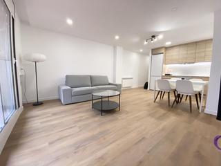 Lloguer Planta baixa  Del canal. Apartamento temporal amueblado con terraza