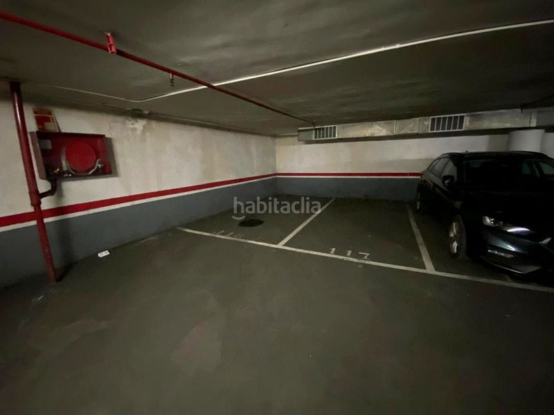 Foto cfbe05f4-e295-449d-9968-88d3e9e5866c. Aparcament cotxe a d'olesa 49 a La Sagrera Barcelona