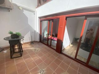 Appartamento  De badalona. Piso en venta en el corazón de sants  barcelona