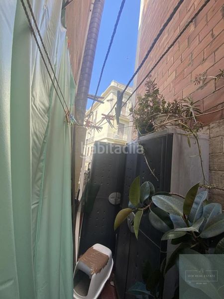 Foto f36dd9ba-48c5-4378-bd38-8aeb4908cd02. Pis a Sants Barcelona