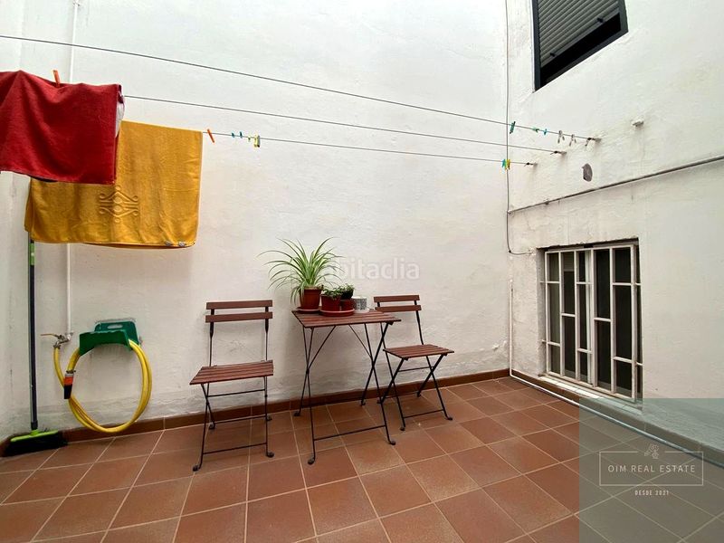 Foto e25e3a8f-0b64-4eb4-852b-6a8ebd29cdf7. Pis a Sants Barcelona