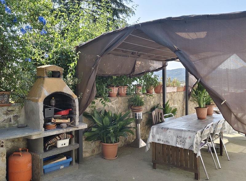 Foto 1e15a9c2-6012-48d9-a2b9-cb1e96691c2e. Haus mit kamin heizung parking in Cervelló