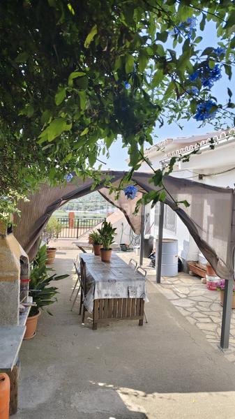 Foto b6b9ff50-faaf-4aca-aad2-f63f1f5de914. Haus mit kamin heizung parking in Cervelló