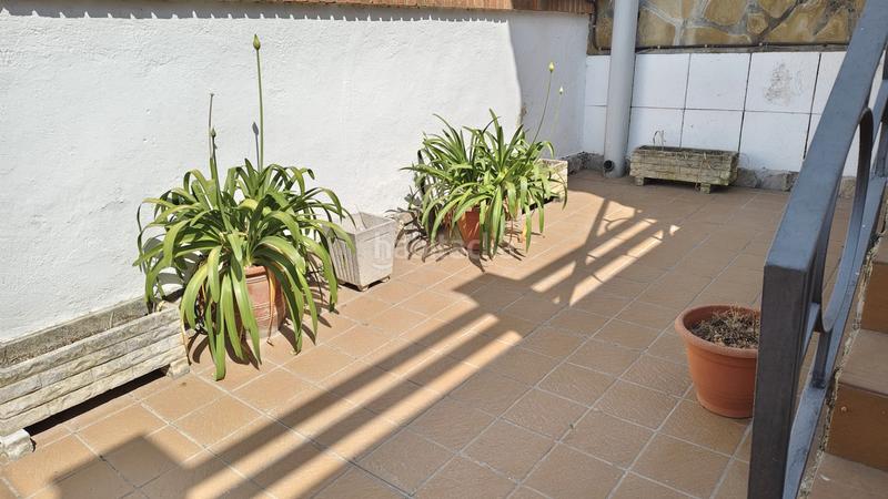 Foto cff610ed-65ac-4f28-b244-e7e4f2118066. Haus mit kamin heizung parking in Cervelló