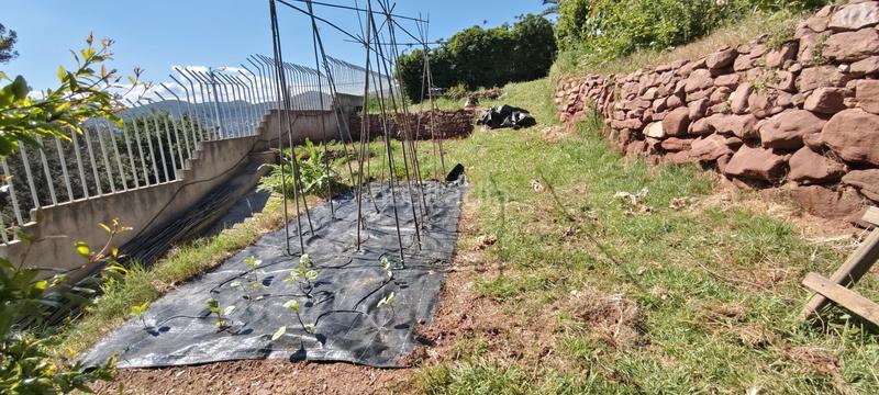 Foto 3f022f04-5d40-42db-b72a-5803d7887c92. Maison avec cheminée chauffage parking piscine dans Cervelló