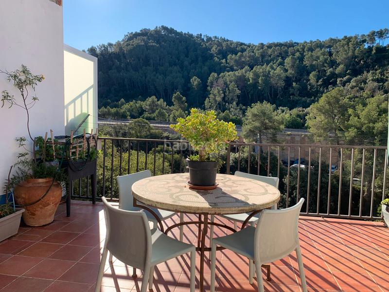 Foto 014e614e-0bed-45f5-8595-3b61a64148bf. Haus mit heizung parking in Cervelló