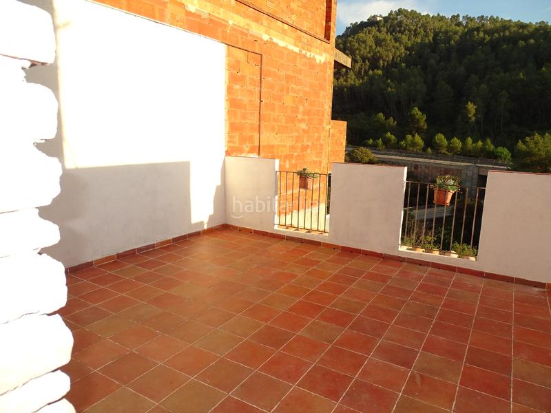 Foto b1e049bf-1b8c-4360-9072-f90020dc6cab. Haus mit heizung parking in Cervelló