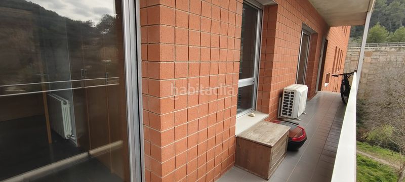 Foto a748b17a-f147-48bc-9381-a91b7e7ef908. Pis amb calefacció aparcament a Cervelló