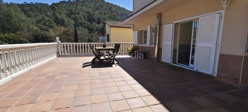 Foto 1ff47ed9-e1f0-42f3-862d-3f3252fedeec. Casa amb xemeneia calefacció aparcament piscina a Cervelló