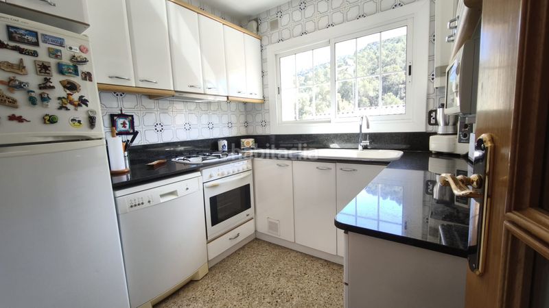 Foto 42ec4e29-2515-4a0d-b512-049547bd62b6. Casa amb xemeneia calefacció aparcament piscina a Cervelló