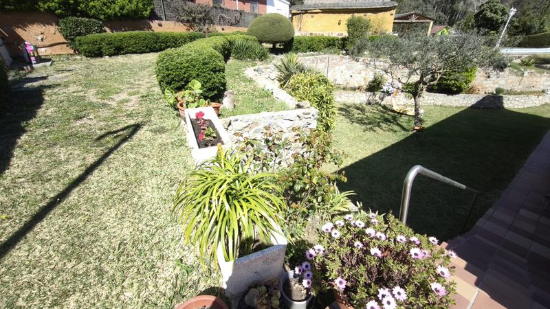 Foto 871e64e5-a218-4e38-870c-a9d90ee155d1. Casa amb xemeneia calefacció aparcament piscina a Cervelló