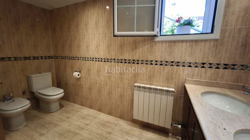 Foto b1f2c0b5-ace4-4176-90a4-3dde10ac2883. Casa amb xemeneia calefacció aparcament piscina a Cervelló