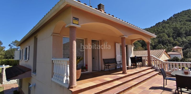 Foto bb89aaa1-7678-459d-a67a-89c097f755bc. Casa amb xemeneia calefacció aparcament piscina a Cervelló