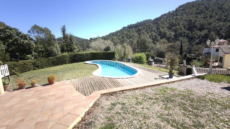 Foto e70d3b77-56e1-4b11-a8b2-08efc530417a. Casa amb xemeneia calefacció aparcament piscina a Cervelló
