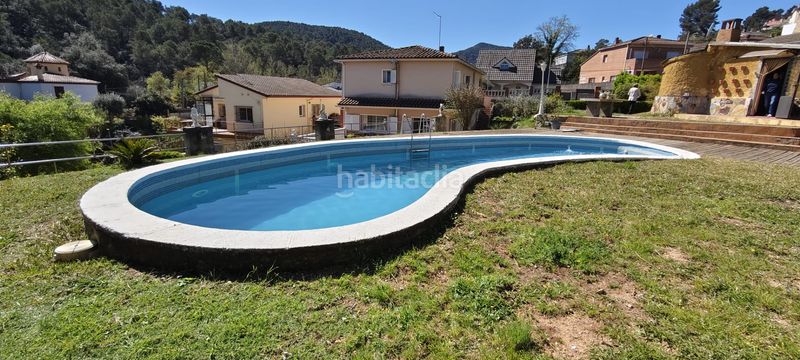 Foto e7847078-b0b4-4f8e-8441-5af6f594a9c1. Casa amb xemeneia calefacció aparcament piscina a Cervelló