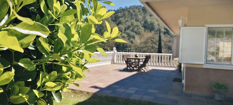 Foto fbb17cd1-2bd4-4192-8d5c-d94a66ea0aa4. Casa amb xemeneia calefacció aparcament piscina a Cervelló