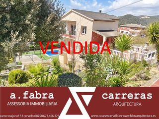House  N/a. Casa a cuatro vientos en urbanización el lladoner