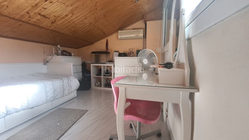 Foto a2cf73c9-668f-4a85-9b80-dd1050912c55. Casa adossada amb calefacció aparcament a Cervelló
