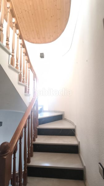 Foto d75b479f-4fb8-4ce7-9ece-88092910417d. Casa adossada amb calefacció aparcament a Cervelló