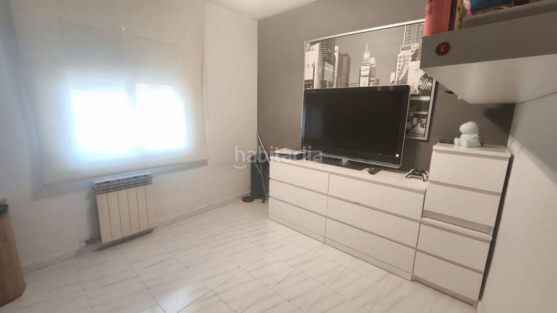 Foto f0ded914-3a59-4947-915f-cd5fc95c6451. Casa adossada amb calefacció aparcament a Cervelló