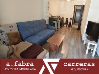 Pis  Carrer major. Piso en el centro del pueblo con ascensor y 2 balcones