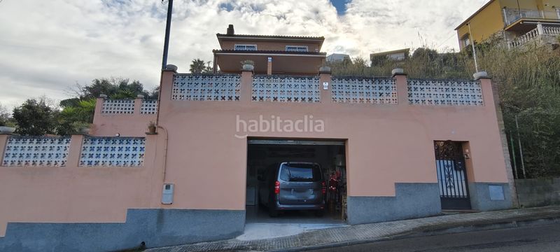 Foto 38c83c18-4ae1-4485-b420-5f4b5c87f88b. House with parking in Cervelló