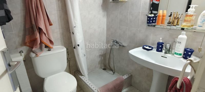 Foto aeac0782-e921-435d-86b5-013727bf4d9a. House with parking in Cervelló