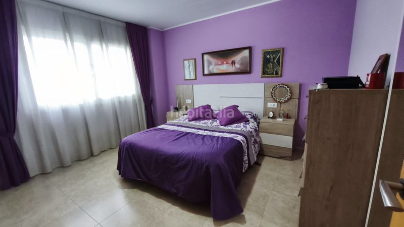 Foto b3c4e459-bf49-408b-8ff1-3a6c555a58c8. House with parking in Cervelló