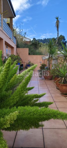 Foto b91bf92d-9b34-4932-bd13-77ac783c1f7f. House with parking in Cervelló