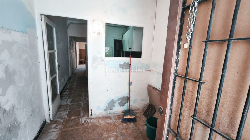 Foto f7aaa46a-b056-4511-81e9-e1b26ab25721. Casa adossada a Cervelló