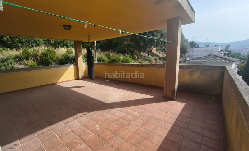 Foto 88378fdd-5d0f-433b-9e34-5f9ef1bbb235. Casa amb xemeneia calefacció aparcament a Cervelló