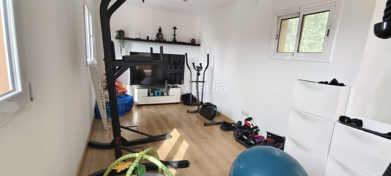 Foto 90d98103-a801-46e9-ab98-af45badabdaf. Casa amb xemeneia calefacció aparcament a Cervelló