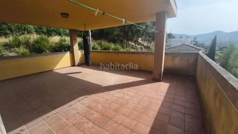 Foto d1223b1c-02cd-45e1-861f-38317cedba7a. Casa amb xemeneia calefacció aparcament a Cervelló