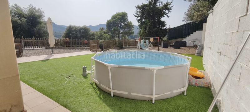 Foto e08d60da-2b36-44eb-8552-c43eddd03dea. Casa amb xemeneia calefacció aparcament a Cervelló