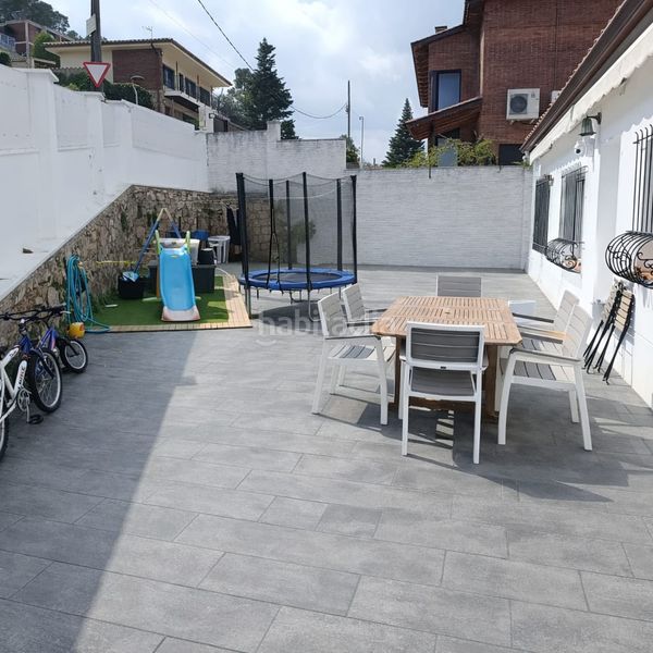 Foto 282caae4-a6df-47a8-a5ed-a07549300582. Casa amb xemeneia calefacció aparcament a Cervelló