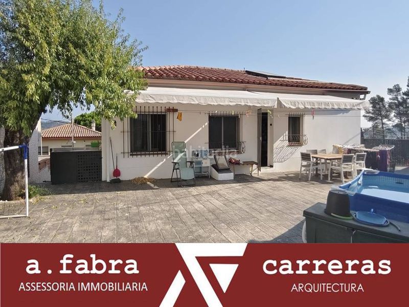 Foto 71654a30-2415-496a-bc7d-fb186b3f4ddc. Casa amb xemeneia calefacció aparcament a Cervelló