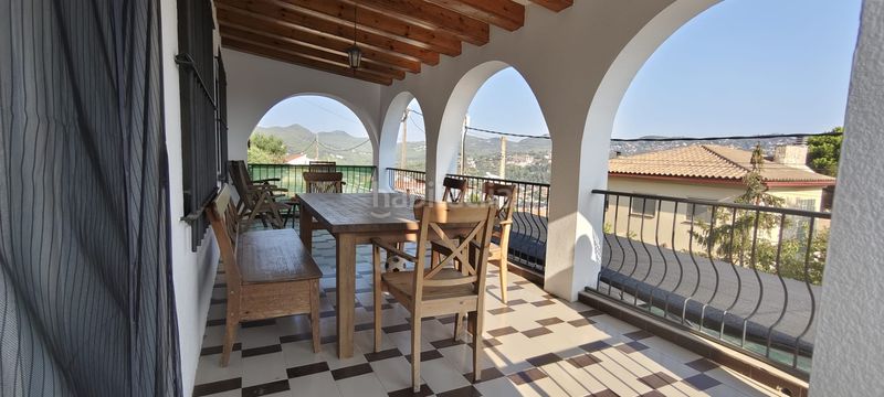 Foto ceb45f2f-6810-43e0-9138-76862830f385. Casa amb xemeneia calefacció aparcament a Cervelló