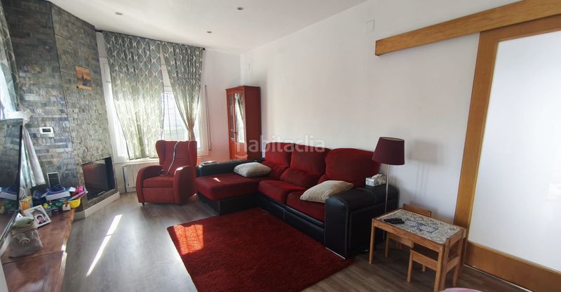 Foto f7f74e54-3272-4968-8d49-7c0b813f4e4e. Casa amb xemeneia calefacció aparcament a Cervelló