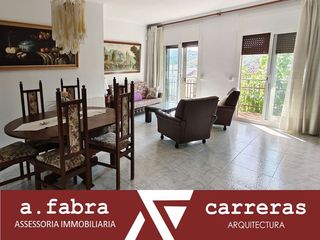 Etagenwohnung  Carrer major. Piso en cervellò