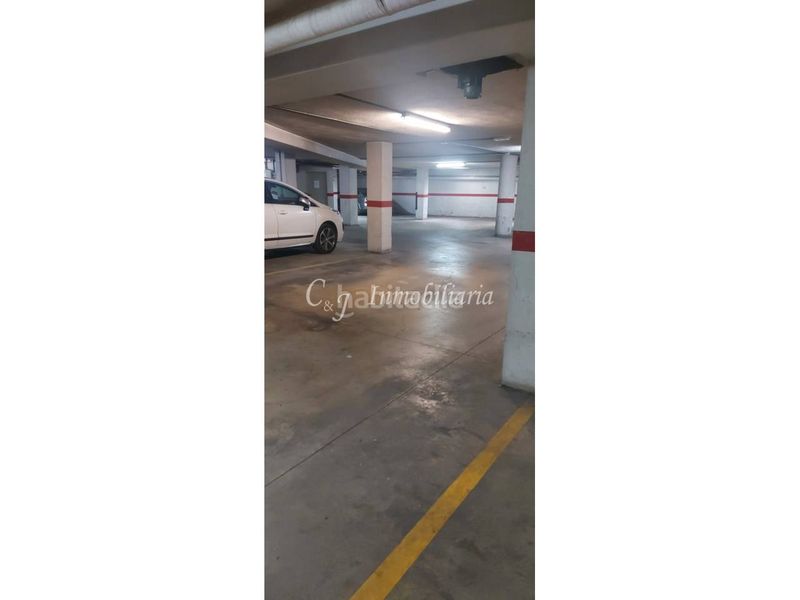 Foto 589c48d7-c93e-4ac3-a6b3-e8efcfa1f148. Aparcament cotxe a Centro puerto Sagunt